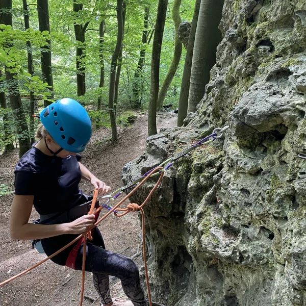 von-der-halle Von der Halle an den Fels